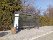 Šlo by dojít až na autobusák, ale my končíme zde a čekáme na autobus ve 14:19 (byla neděle)