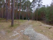 Tady prochází kolmo cyklostezka Maštale 1.