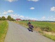 Stopaře zapínám před Kornicemi.